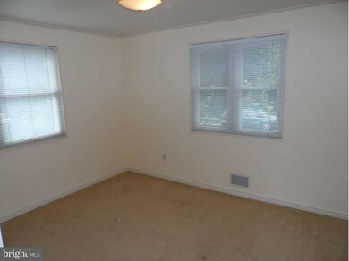 5008 Aurora Dr, Kensington, MD 20895 - photo 5