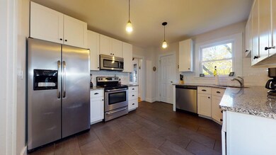 18-web-or-mls-10-Sheridan-Ave-Auburn-110