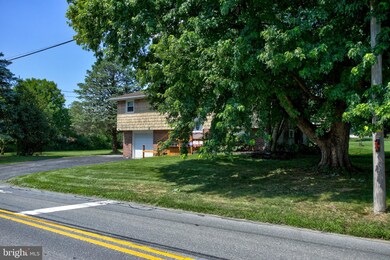 541 Wabash Rd, Ephrata, PA 17522 - photo 3