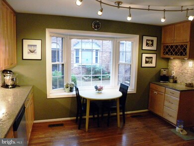 6058 Morgan Ct, Alexandria, VA 22312 - photo 6