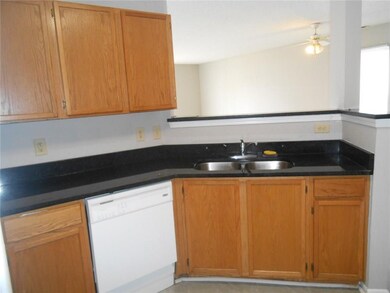 4527 Connaught Dr W, Plainfield, IN 46168 - photo 3