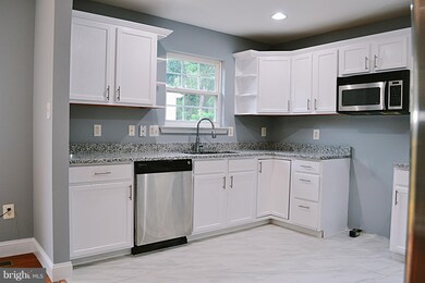 6120 Modupeola Way, Capitol Heights, MD 20743 - photo 4