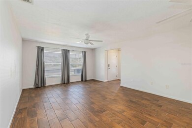 4202 Center Pointe Ln unit 30, Sarasota, FL 34233 - photo 7