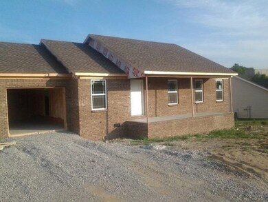 6013 Jeffery Ct, Lawrenceburg, KY 40342 - photo 2