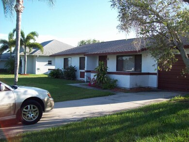 118 Crawford Dr, Sebastian, FL 32958 - photo 2