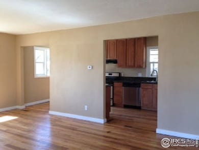 2093 Iola St, Aurora, CO 80010 - photo 4