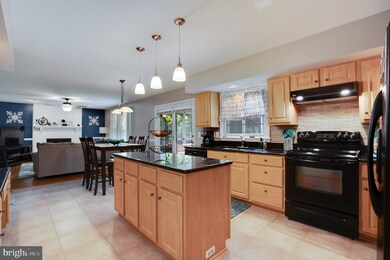 15429 Martins Hundred Dr, Centreville, VA 20120 - photo 7