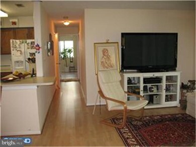 7403 Tamarron Dr, Plainsboro, NJ 08536 - photo 5