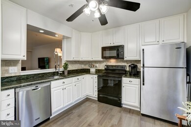 11323 Morning Gate Dr, Rockville, MD 20852 - photo 4