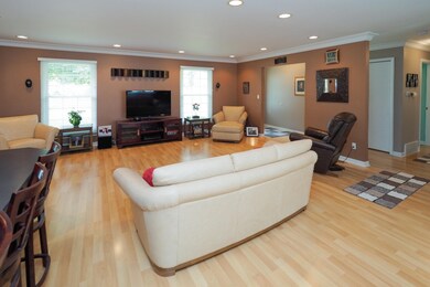 524 E Prospect St, Marshall, MI 49068 - photo 3