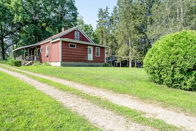 7462 W Martin Rd, Three Oaks, MI 49128 - photo 2