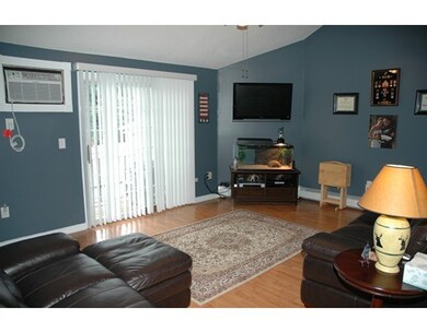 456 Mammoth Rd unit 8, Dracut, MA 01826 - photo 5
