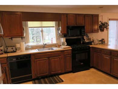 377 Ocean Rd, Portsmouth, NH 03801 - photo 5