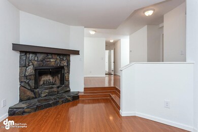 Living Area 4200-SMALL