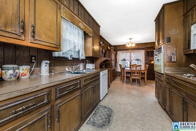 1814 Reed Rd NE, Center Point, AL 35215 - photo 5