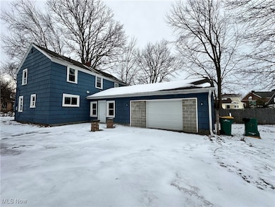 453 Lawn St, Geneva, OH 44041 - photo 3