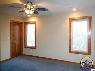 839 SW Patton Rd, Topeka, KS 66615 - photo 6