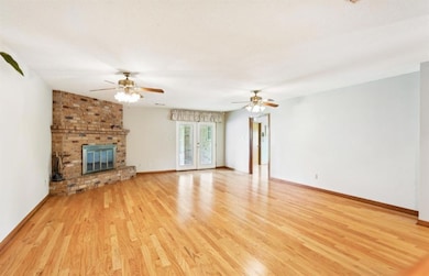 886 Cross Gates Blvd, Slidell, LA 70461 - photo 2