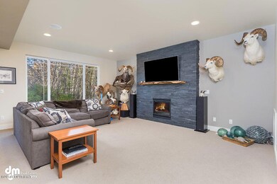 Living Room_IMG_2411-SMALL