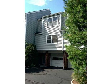 351 Pemberwick Rd unit 303, Greenwich, CT 06831 - photo 2