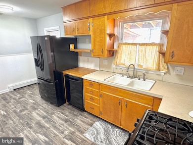 401 Franklin St, Reading, PA 19611 - photo 7