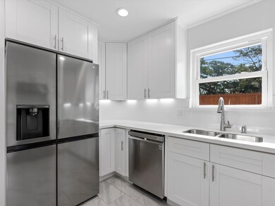 12302 Perthshire Rd, Houston, TX 77024 - photo 4