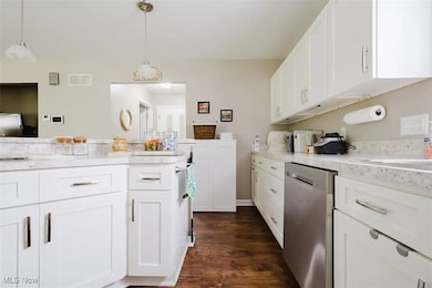 180 Elizabeth Pkwy, Akron, OH 44304 - photo 6