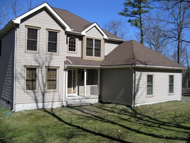 123 Pear Ln, Milford, PA 18337 - photo 2