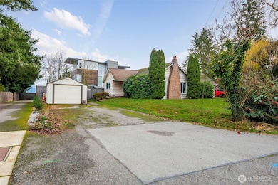 7330 151st Ave NE, Redmond, WA 98052 - photo 3