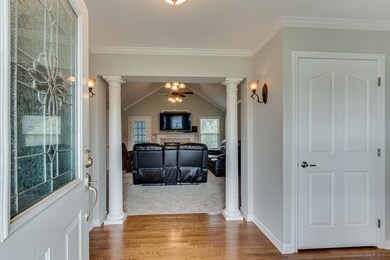 648 Indian Springs Cir, Manchester, TN 37355 - photo 3