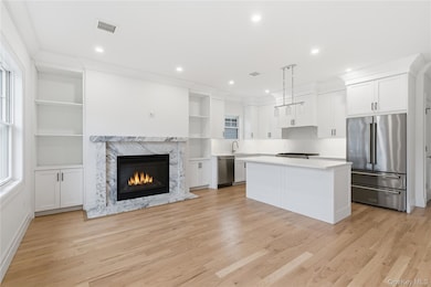 42 Alice Ct, East Rockaway, NY 11518 - photo 5