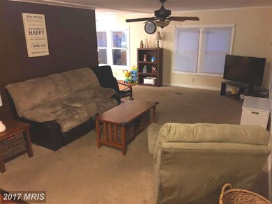 272 Janets Ct, Lothian, MD 20711 - photo 4