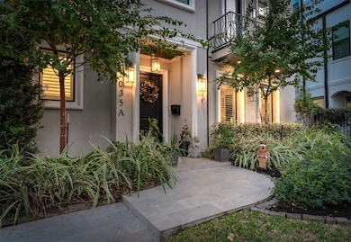 2035 Sheridan St unit A, Houston, TX 77030 - photo 2