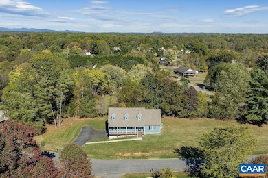 54 Wellington Cir, Ruckersville, VA 22968 - photo 5