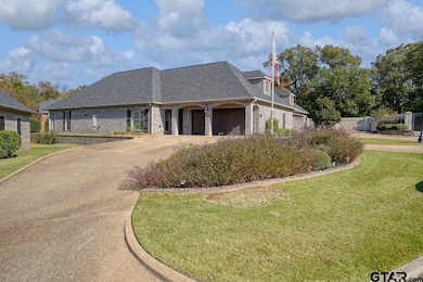 102 Timber Creek Ct, Lindale, TX 75771 - photo 2