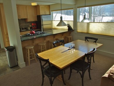 Kitchen / Dining
