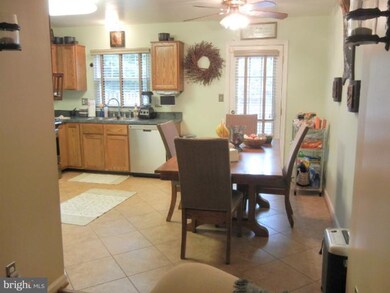 1806 Tiger Lily Cir unit 78, Woodbridge, VA 22192 - photo 5