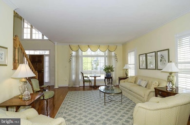 8201 Madrillon Estates Dr, Vienna, VA 22182 - photo 6