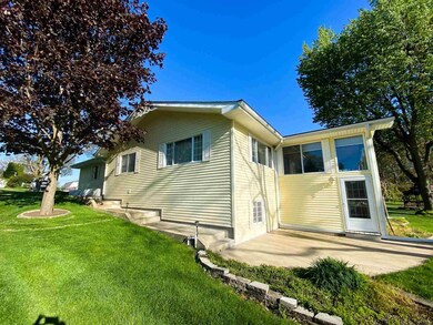 204 Ems D17 Ln, Syracuse, IN 46567 - photo 7