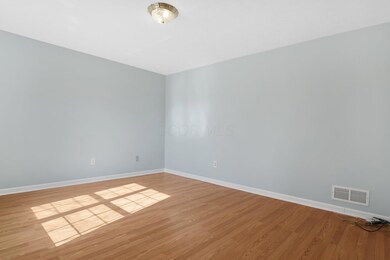 5-web-or-mls-5976-macnabb-ct