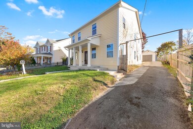 104 Evans St, Manassas Park, VA 20111 - photo 2