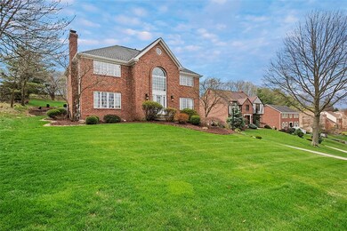 526 Hollydale Dr, Bethel Park, PA 15102 - photo 2