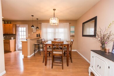 1619 Aspen Dr, Waterloo, IA 50701 - photo 7