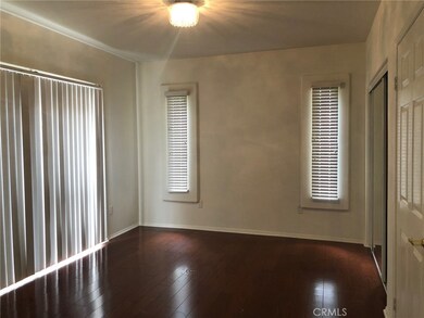 5250 Premiere Hills Cir unit 101, Woodland Hills, CA 91364 - photo 2