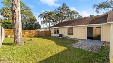 26-5116 Isabelle Ave (26 of 75)