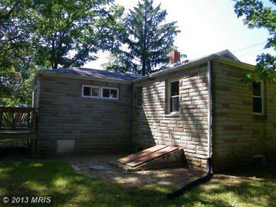 8401 Oakleigh Rd, Parkville, MD 21234 - photo 3