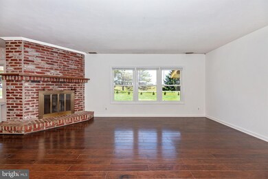 8319 Legg Rd, Frederick, MD 21704 - photo 4