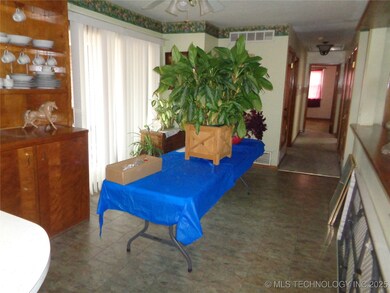 Eating area off kitchen