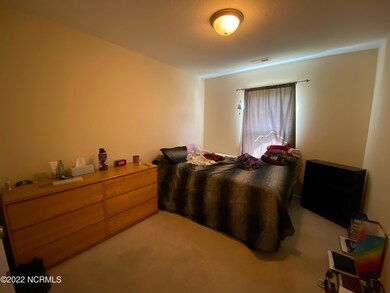 914579F0-3D90-4928-99D4-D5F105F00C8B