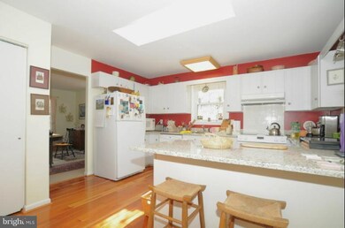 157 W Lake Dr, Annapolis, MD 21403 - photo 5